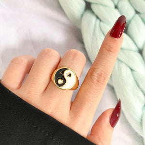 Vintage Golden Heart Ring